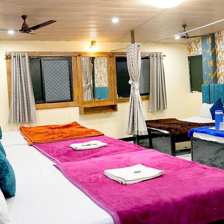 Hotel Mahalok Palace Ujjain Εξωτερικό φωτογραφία