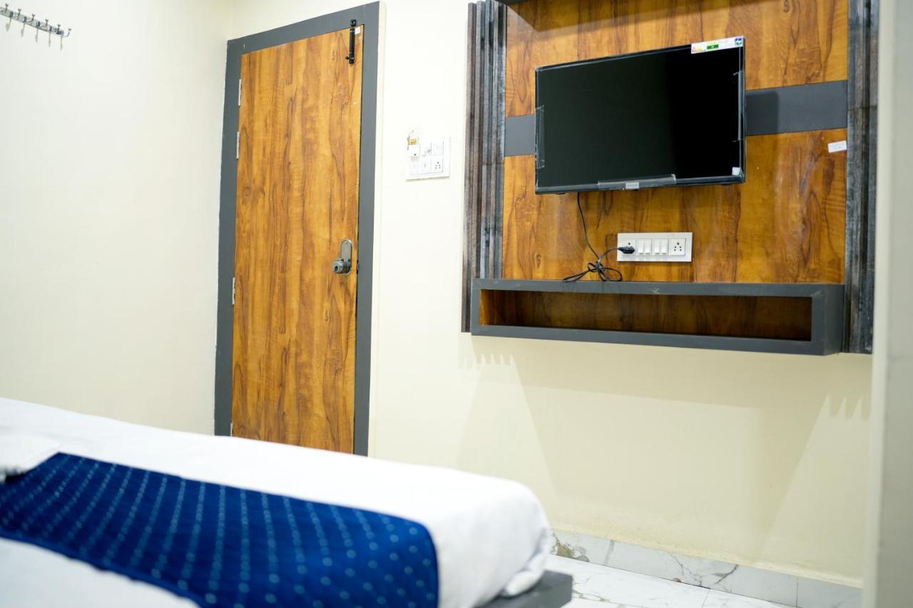 Hotel Mahalok Palace Ujjain Εξωτερικό φωτογραφία
