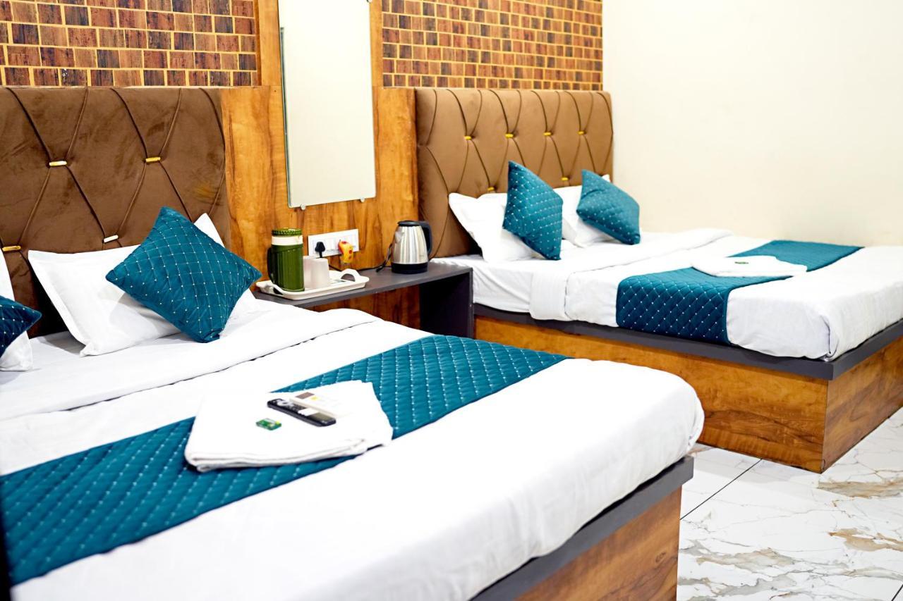 Hotel Mahalok Palace Ujjain Εξωτερικό φωτογραφία