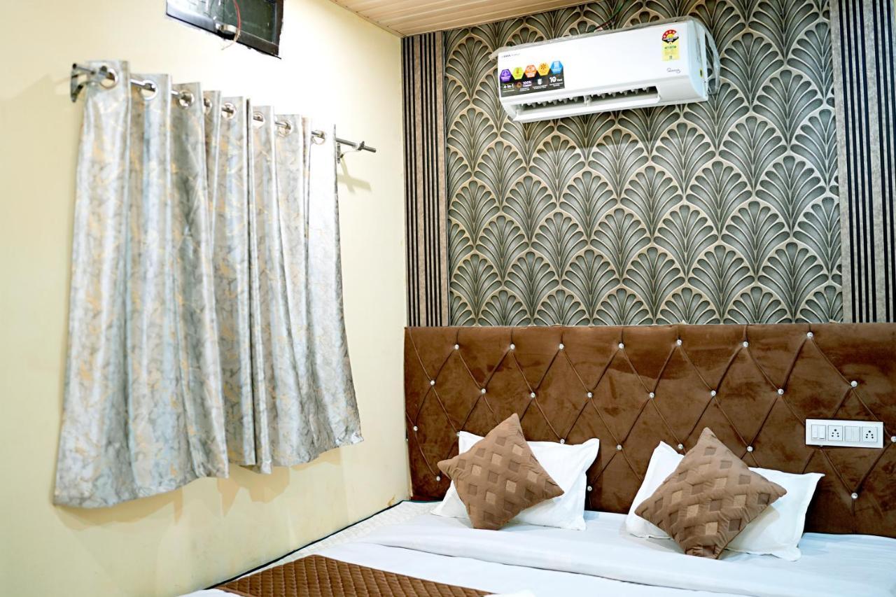 Hotel Mahalok Palace Ujjain Εξωτερικό φωτογραφία