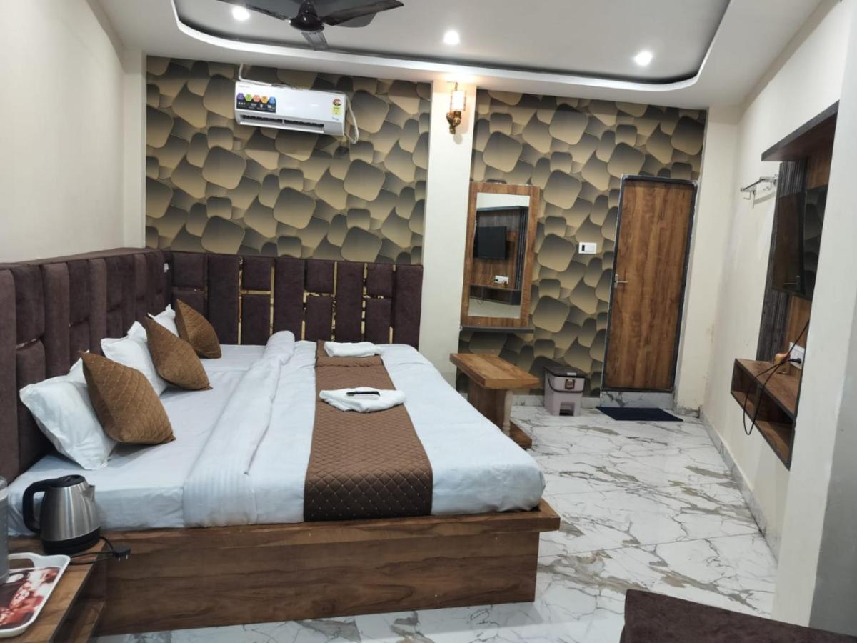 Hotel Mahalok Palace Ujjain Εξωτερικό φωτογραφία